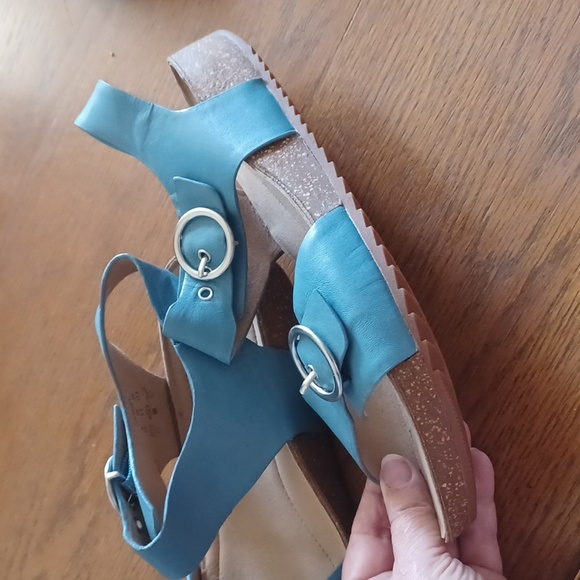 Sandals womens hotter baby blue leather size 9.5 - Picture 3 of 4